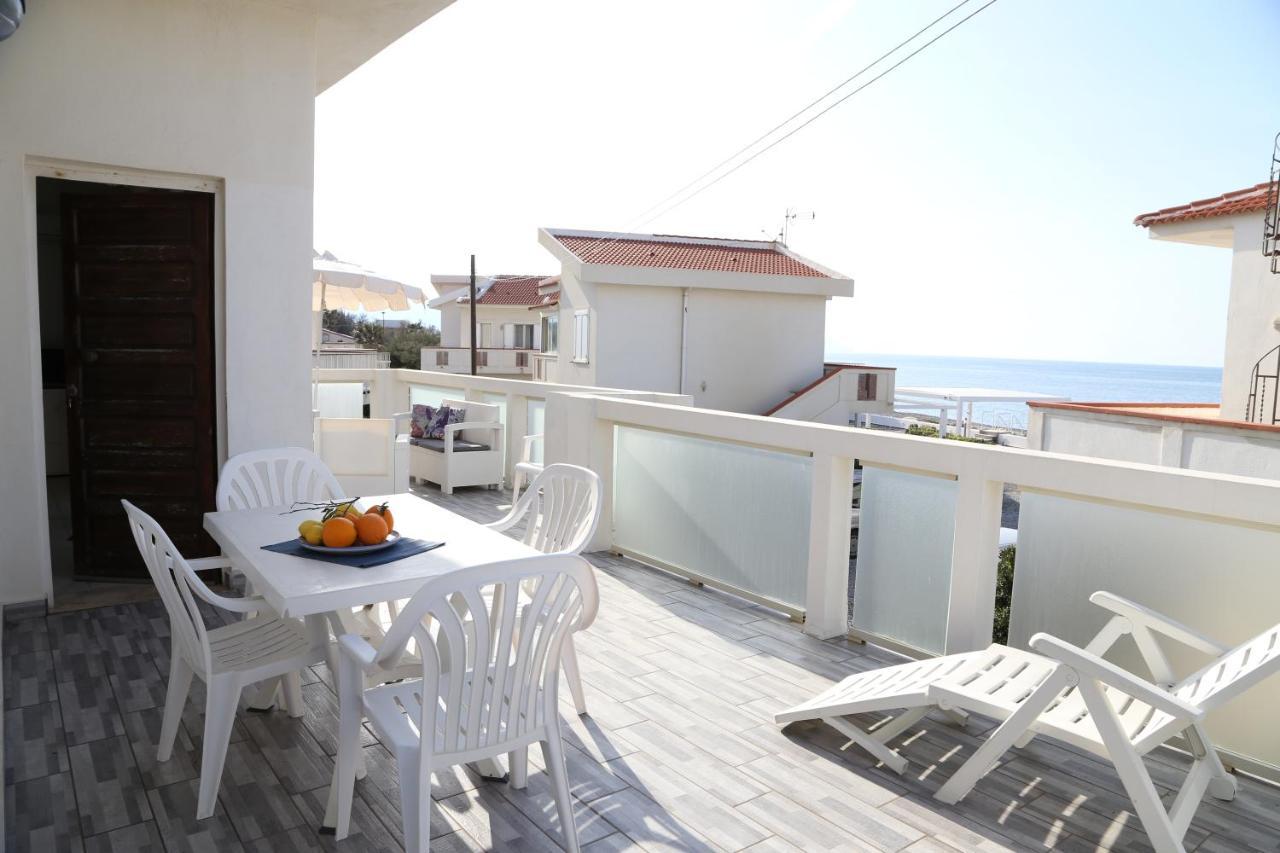 Marchesana Beach Sole Mare Spiaggia Terme Vigliatore Bagian luar foto